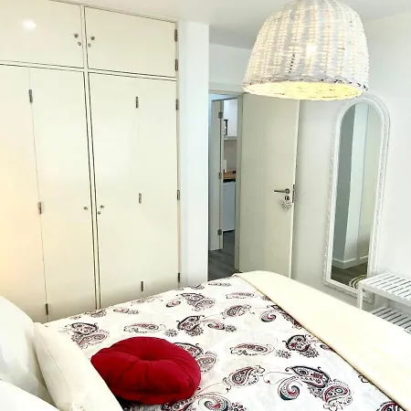 Apartament Red Em A 250m Do Santuario Fátima